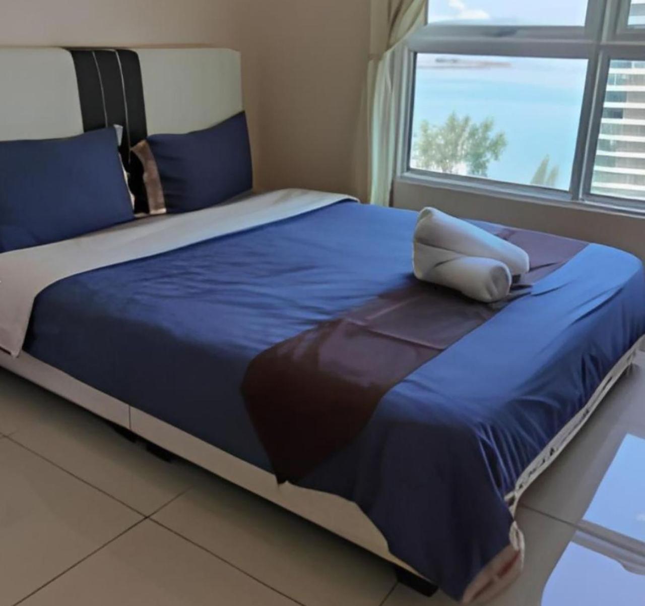 Mansion One Luxurious Seaview Vacation Homes جورج تاون المظهر الخارجي الصورة